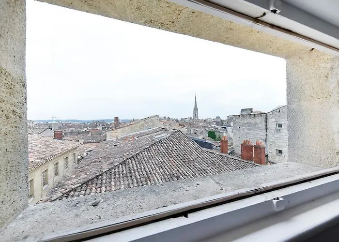 Centre Historique Apartment